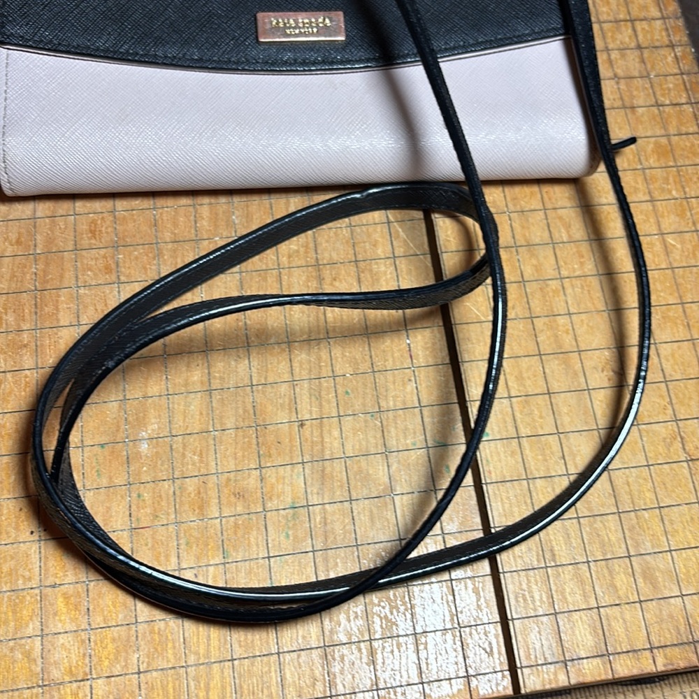 2 kate spade Crossbody Bags, Wallets w Detachable Strap, Black Cream Leather - Picture 11 of 17